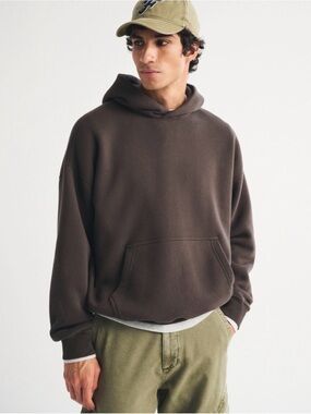 Abercrombie & Fitch Men's Chocolate Brown Pullover Hoodie